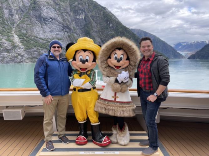 235F509D-F281-4BCC-94E8-40F5E0465783_1_105_c