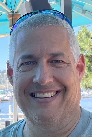 Portrait photo of Marvin, travel agent