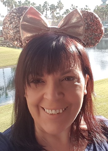 Portrait photo of Jo, travel agent