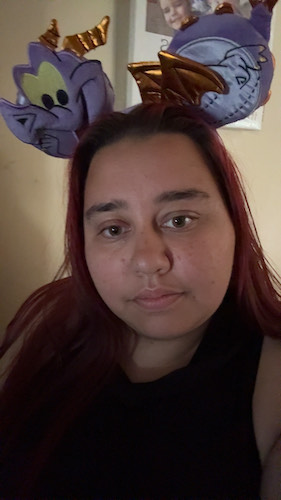 Portrait photo of Evee, travel agent