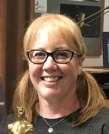 Portrait photo of Jodie, travel agent