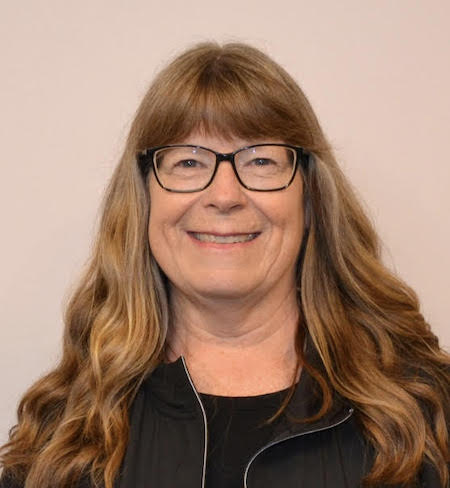 Portrait photo of Maria, travel agent