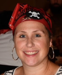 Portrait photo of Kelly, travel agent