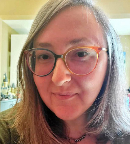 Portrait photo of Jamie, travel agent